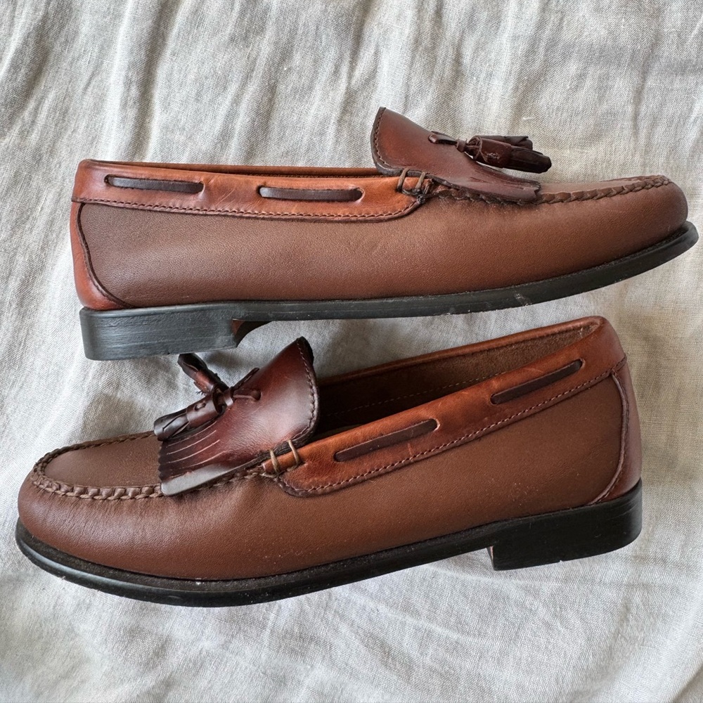 Bass Weejun Larkin Tassel Loafers in Brown Leather - Picture 6 of 8